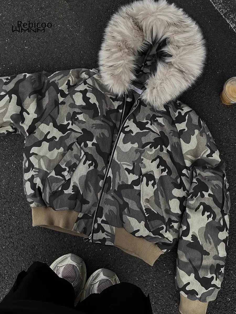 Cropped Camouflage Hooded Jacket Faux Fur Collar Zip Closure Ribbed Hem Coat For Fashion Streetwear And Outdoor Daily Use