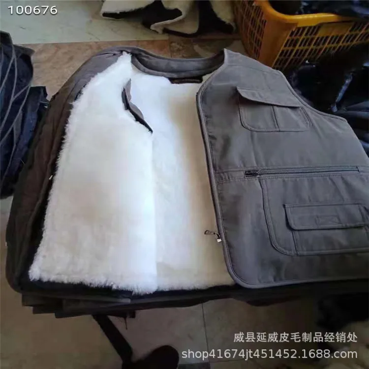 

Australian sheepskin vest, fur integrated men's and women's removable, wool vest suitable for parental health
