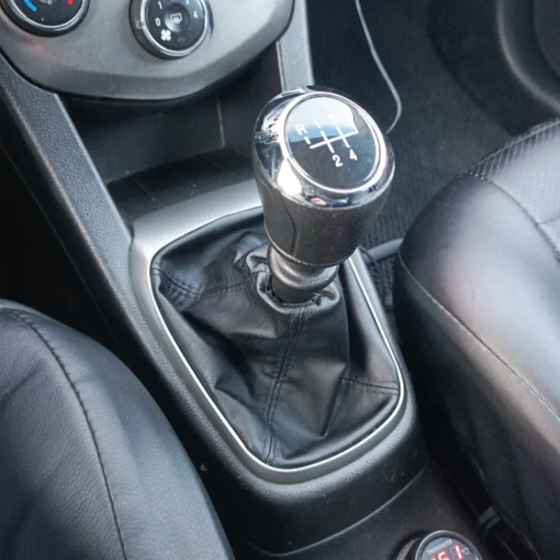 5/6 Speed Manual Gear Shift Knob Lever Shifter Gaiter Boot Cover Case For Chevrolet Aveo Sonic T300 2011 2012 2013 2014 2015