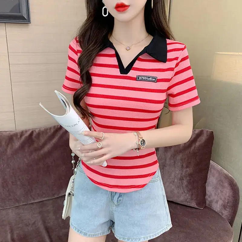 Femme Sommer Koreanische Mode Patchwork Kontrast Farben Polo Kragen Kurzarm Frauen Kleidung Einfachheit Gestreiften Kurzarm