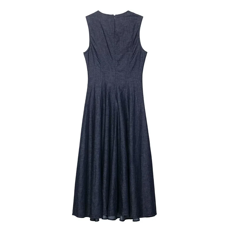 فستان متوسط الطول من قماش الدنيم بتصميم كلاسيكي جديد