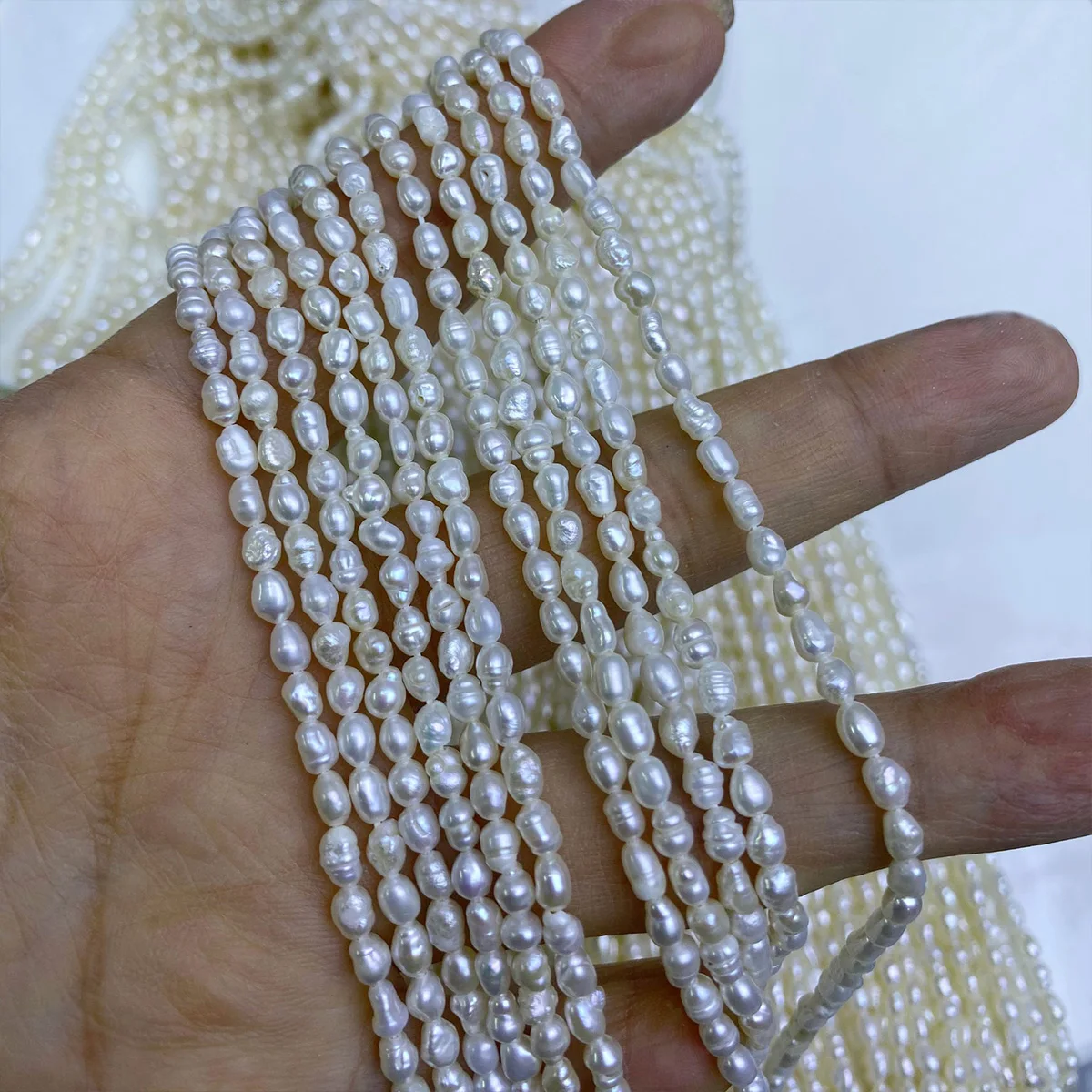 3-4mm Threaded Rice Beads, Natural Freshwater Real Pearls, Seedless for DIY Necklace Bracelets Loose Beads Jewelry Making 35cm