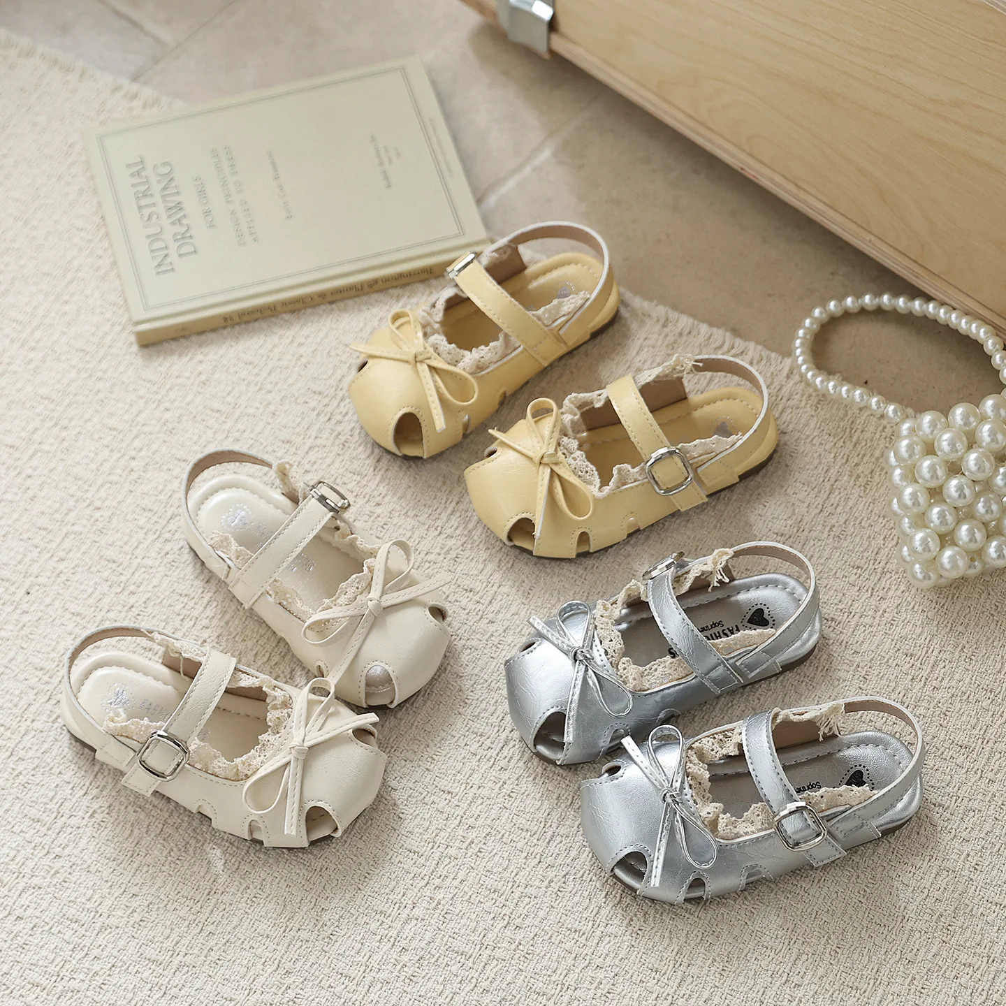 

2026 SUMMER Kids Ruffled Edge Sandals Summer Lace Girls Closed-toe Shoes Causal Party Perform Breathable Children's Flat Sandals