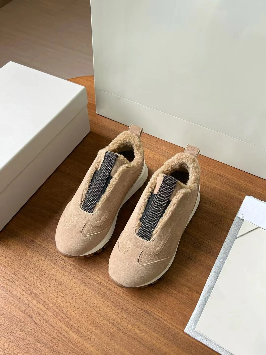 Autumn 2024 Women's Vulcanized Shoes Winter Villus Inside Warm Casual Shoes