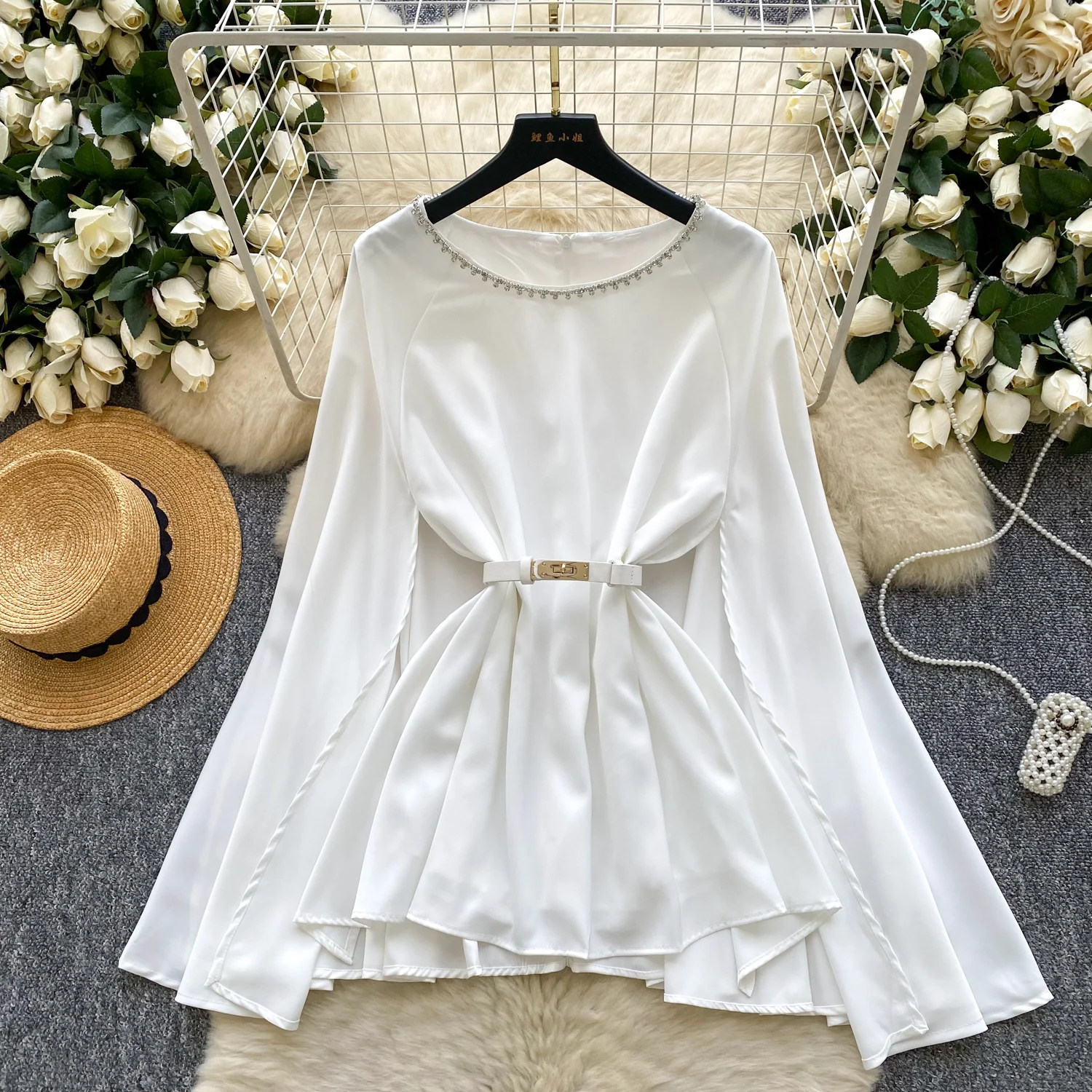 

Vintage Elegant rhinestone solid long sleeve Blouse Fashion Shirt Casual Top Fairy Women Shirt