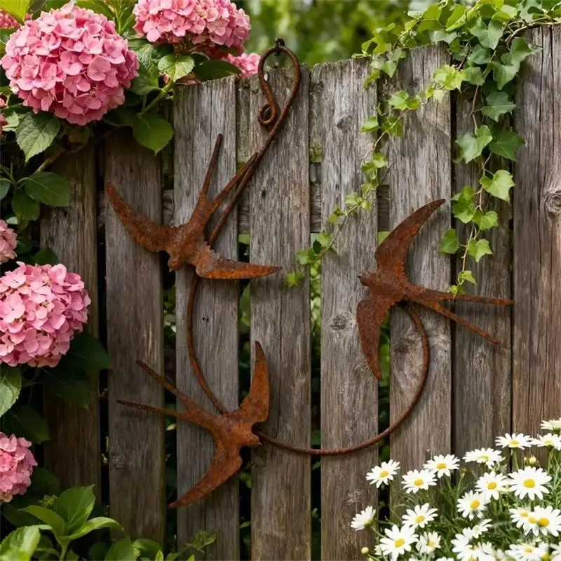 Handcrafted Rusty Iron 3 Flying Swallows Statue Hanging Ornament Indoor Outdoor X3UC