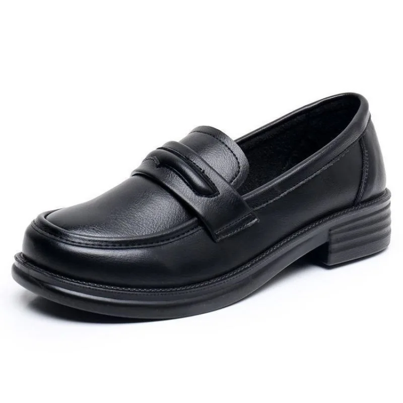 

The new spring 2025 fashion round toe, thick heel, versatile and trendy British-style bean shoes and small leather shoes