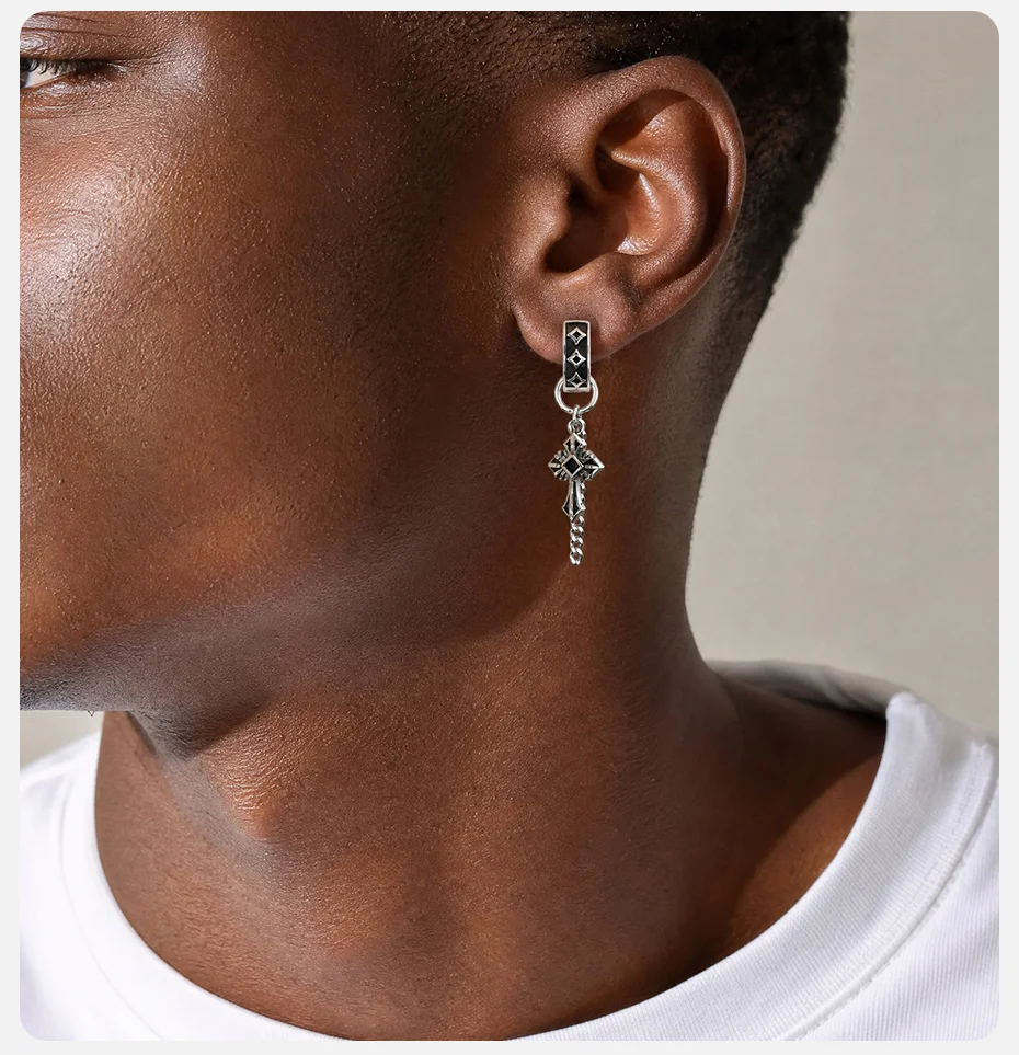 Vnox Kupfer Vintage Kreuz-Ohrhänger für Männer, Silberfarbene Kette mit Quaste, Hoop-Ohrringe im Punk-Gothic-Hip-Hop-Stil, Geschenk für Ohrschmuck – Detail 3