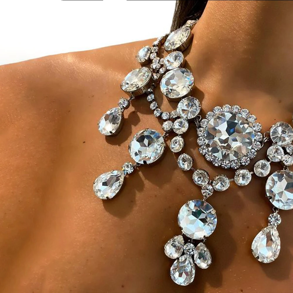 Fashionable Personalized Round Rhinestone Necklace Set for Banquet Party Exaggerated Necklace Earring Accessories Jewelry