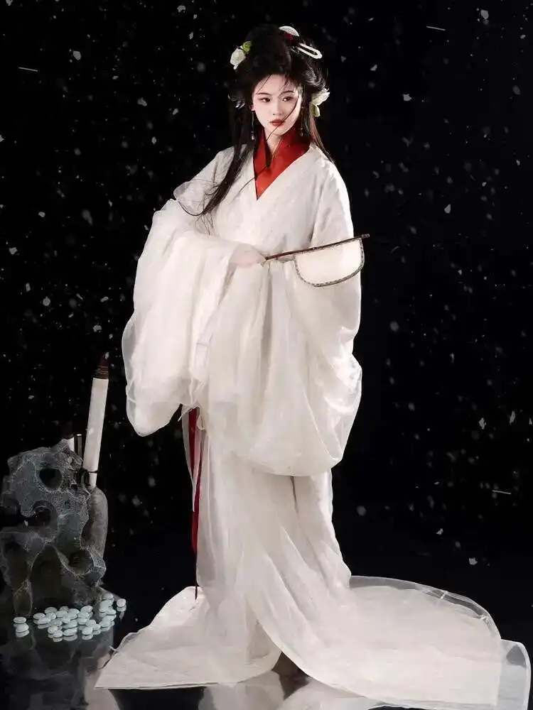 Nuevo estilo {Wenji} Hanfu Estados de guerra bata restauración encaje rojo y blanco doble capa primavera y otoño invierno eterno