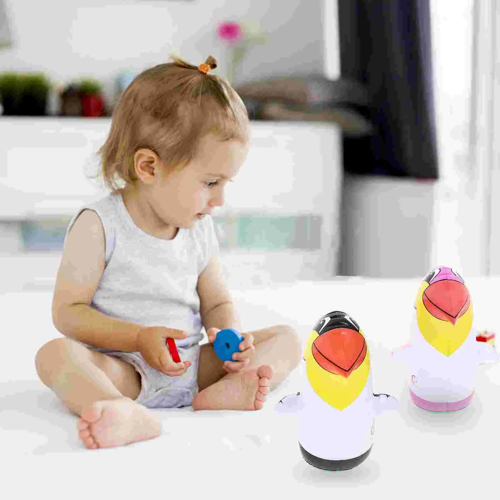 Juguete inflable de pingüino de perforación para niños, vaso de juguete, accesorio de fiesta para niños, 22cm (Color aleatorio), juguete de perforación, 3 uds.