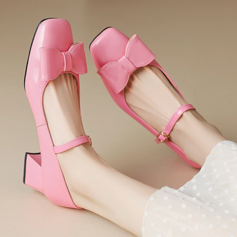 

Кожаные женские туфли-лодочки на низком каблуке, большой размер 48, туфли Мэри Джейн в стиле Лолиты, элегантные женские офисные свадебные туфли на каблуке черного, белого и розового цвета