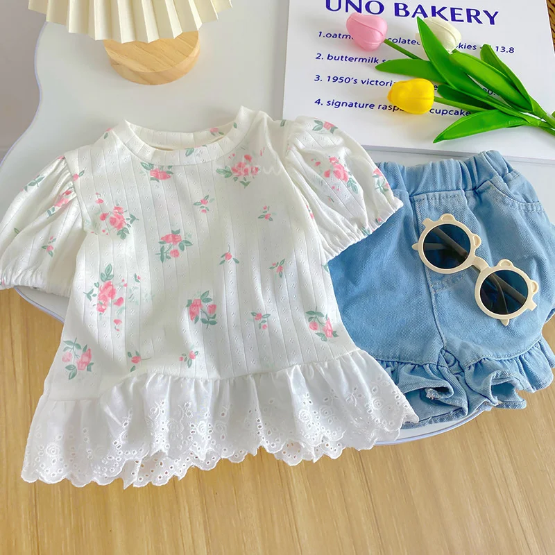 Girls Summer Floral T-shirt Children's Stitching Lace Short-sleeve Blouse 2025 New Baby Princess Fashion Puff Sleeve Clothing