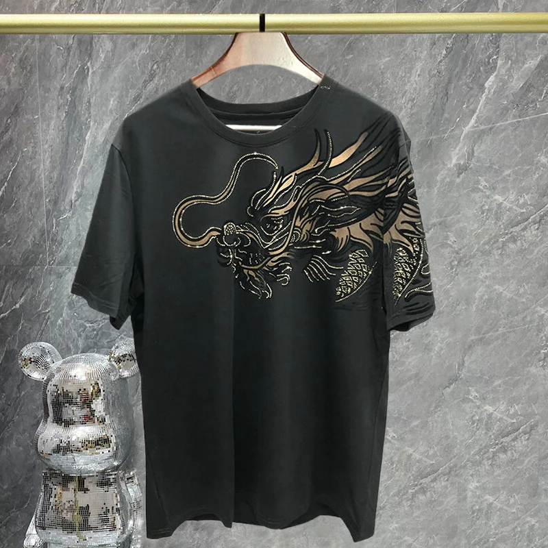 

2024 Summer New Round Neck High Quality Men Casual Comfortable T-shirt Hot Diamond Short Sleeve Homme Black Gold Streetwear