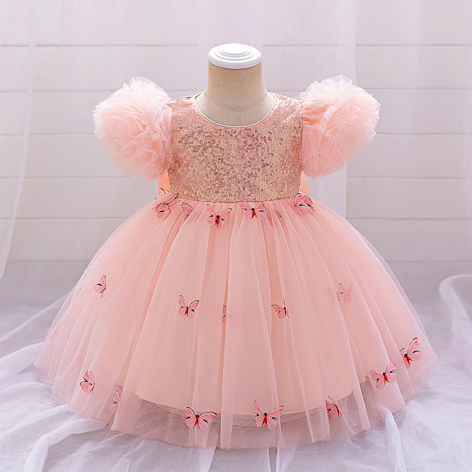 

Elegant Butterfly Party Girls Dresses Toddler Sequin Bridemaid Princess Costumes Baby Bow 1st Birthday Wedding Dresses Ball Gown