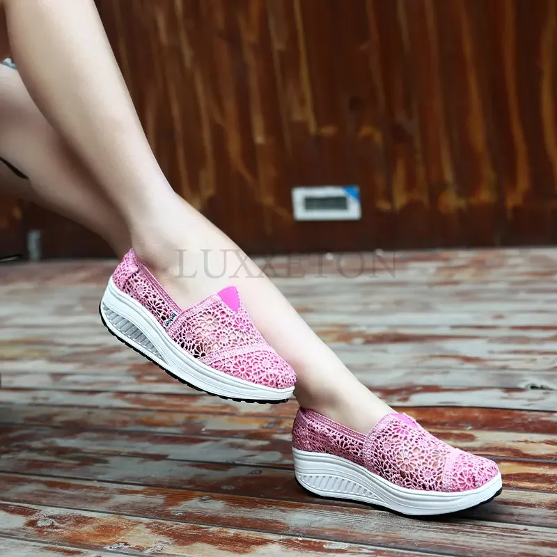 Women Mesh Shoes New Trend Autumn Female Cool Net Shoes Breathable Lace Shake Women Footwear Casual Shoes Mom Shoe