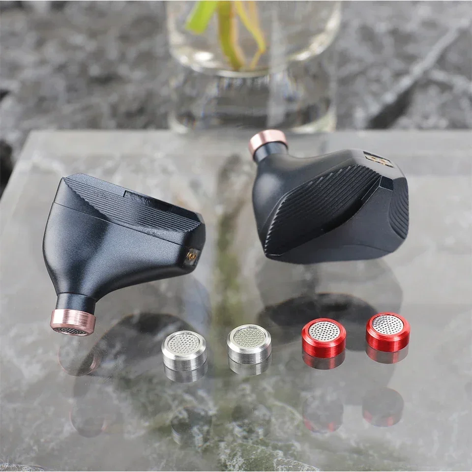 Hidizs MP145 Ultra-duże płaskie magnetyczne przewodowe słuchawki douszne hi hi ems monitoruje odłączany kabel słuchawkowe i wytrzymałą wtyczkę 2-pinową