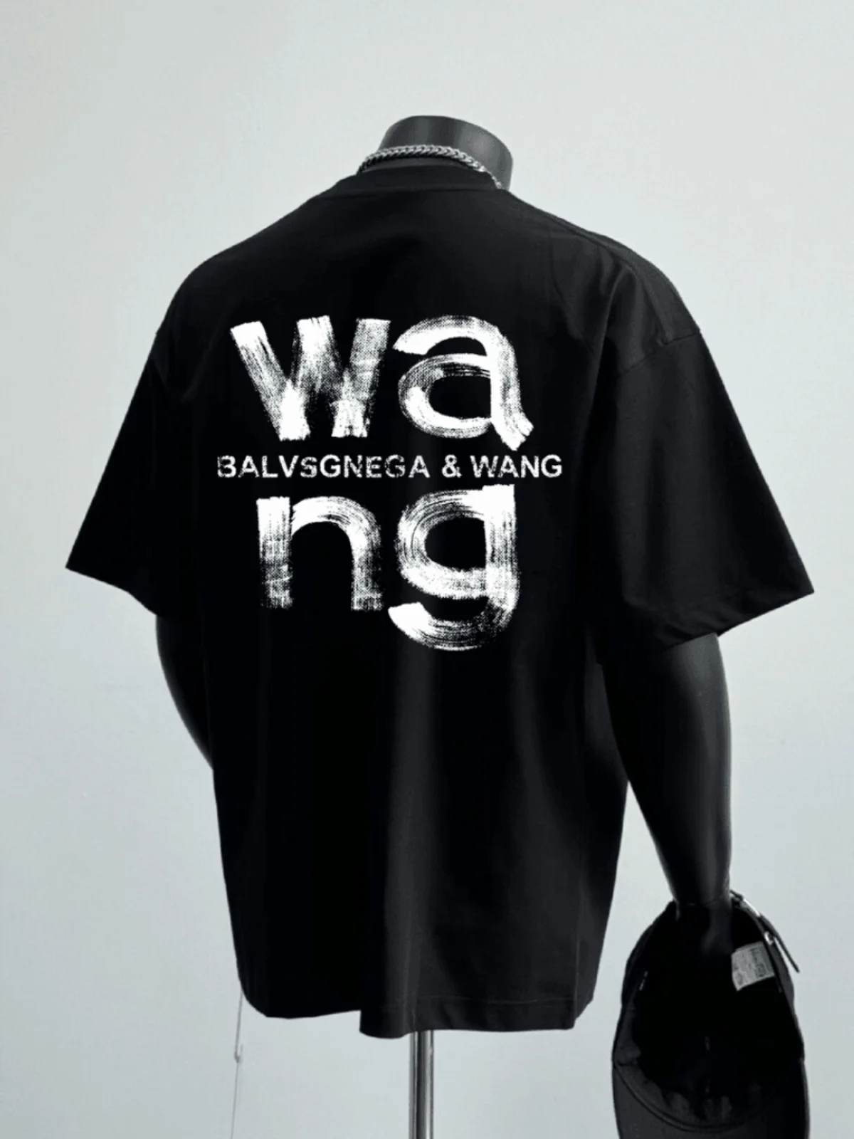 

Новая летняя модная футболка с короткими рукавами и королевским принтом, свободная и универсальная для мужчин и женщин, с половиной рукавов