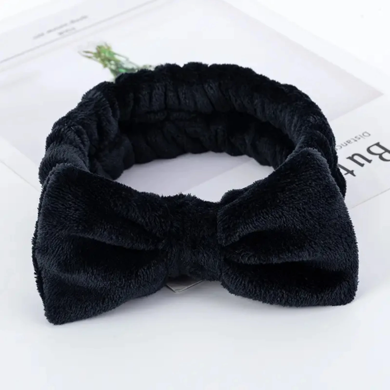 Ultimate relaxation and pampering with this luxurious and comfortable womens hair headband - perfect for washing face, applying