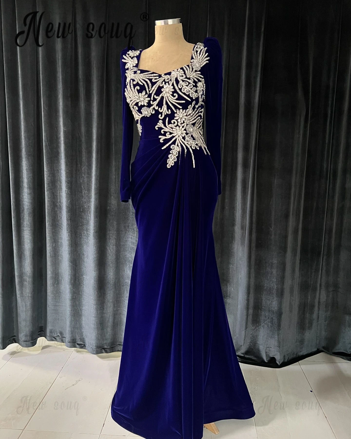 Elegant Royal Blue Velvet Women Party Dress Luxury Arabic Long Sleeve Slimming Mopping New Prom Gowns Vestido De Noiva