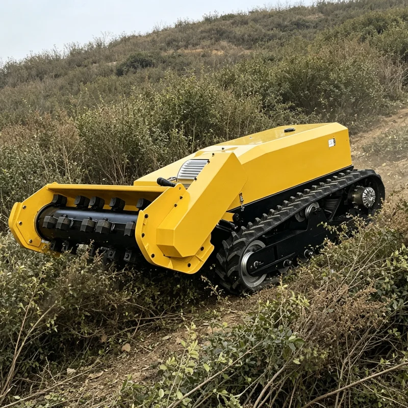 Hot-top mini Tracked Remote-Controlled Lawnmower, Farm Lawn Blade Automatic Lawn Mowing Robot, Simple Land Clearing Machine