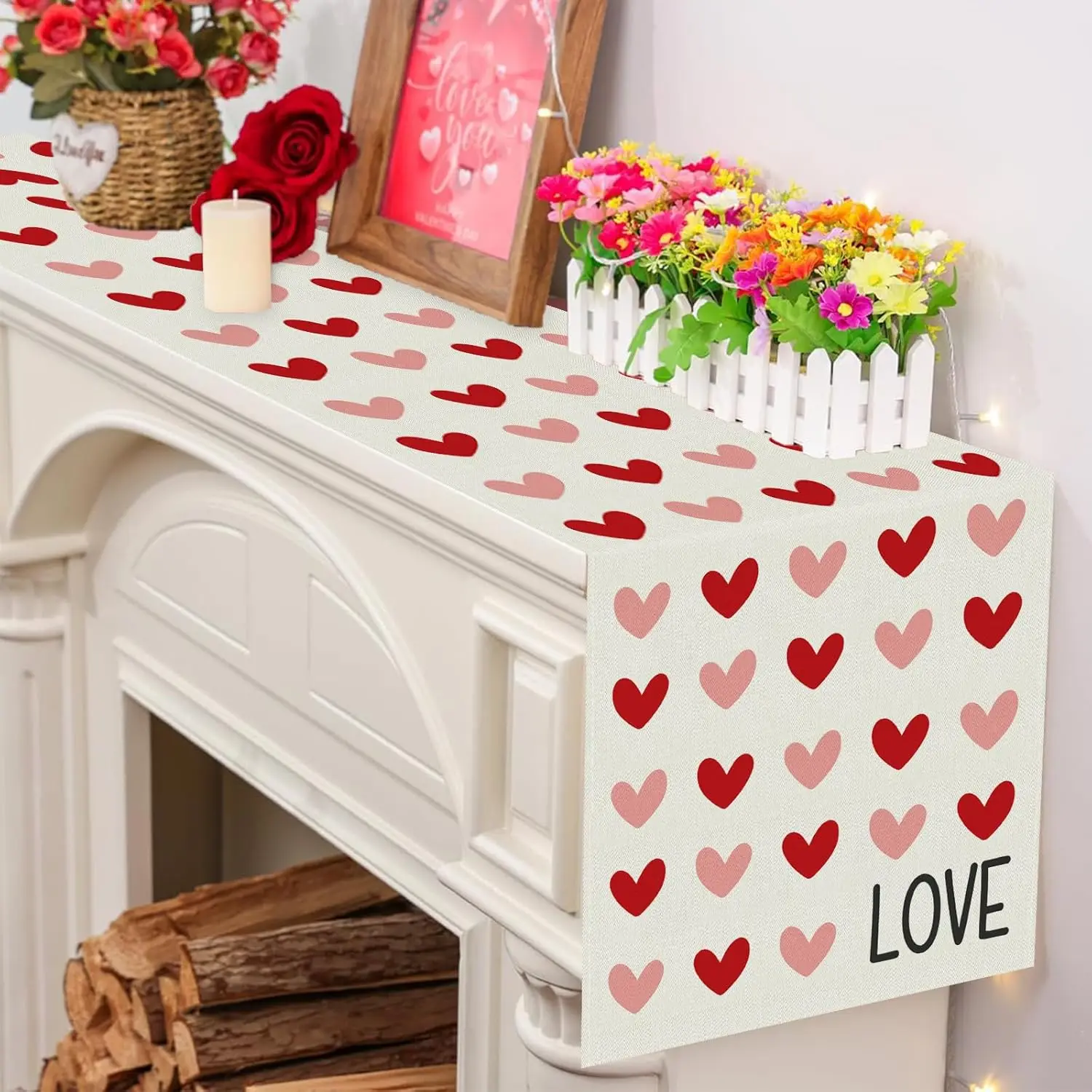 1Pc, Red and Pink Heart Table Runner, Gift for Girlfriend, Suitable for Weddings, Kitchens, Dining Tables, and Family Gatherings, Holiday and Anniversary Decorations, a Must-Have for Home and Kitchen