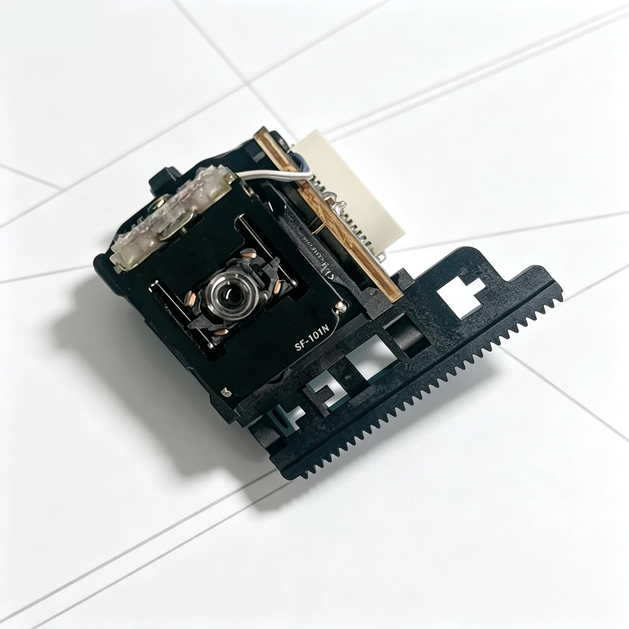 For Sanyo SF-P101N 16P HiFi CD Laser Lens