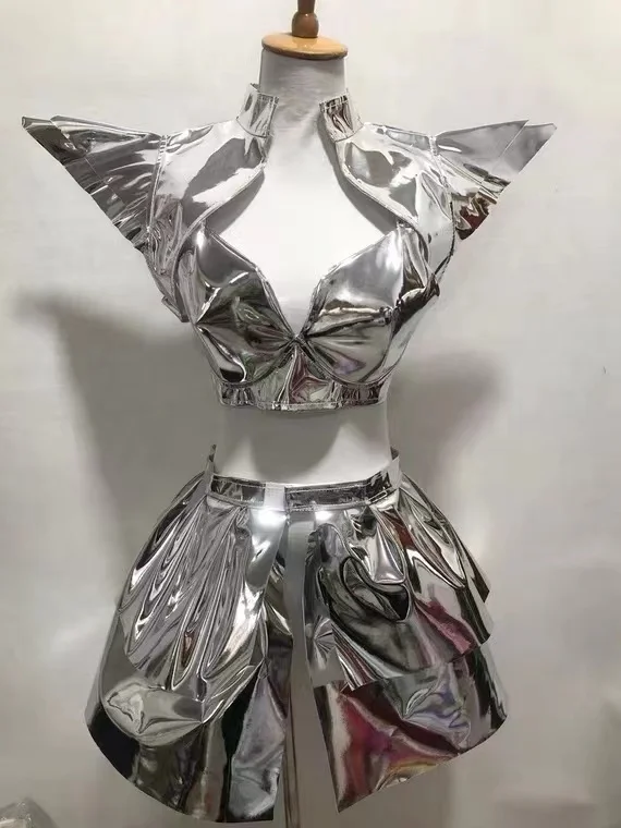 

Shiny Leather High Gloss Shoulder Split Set Nightclub Bar Singer DS Lead Dance Costume Fly Shoulder Vest+Bra+Multi-layer Skirt