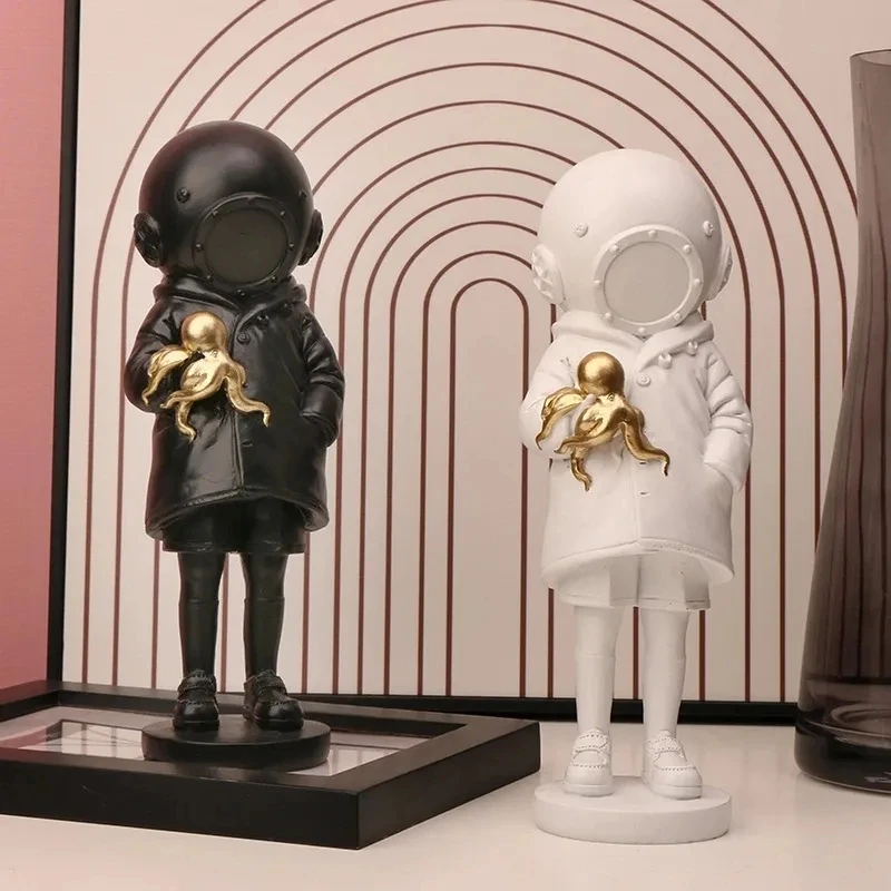 

Nodic DeepSea Diver Statues Banksy Sculptures and Figurines Home Decoration Luxury Living Room Decor Desk Accessories