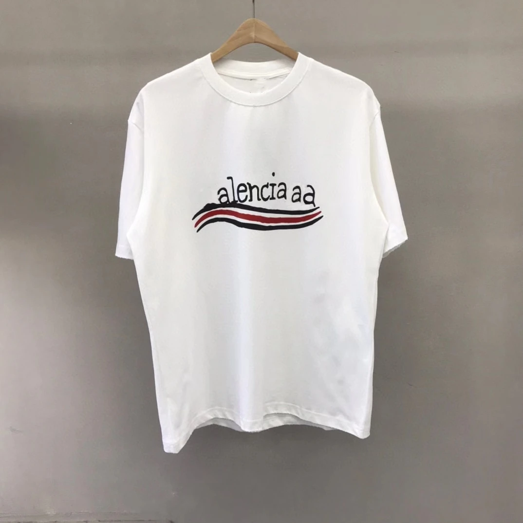 

Парижская модная футболка из матового хлопка с коротким рукавом и круглым вырезом, современный стиль, подходит для повседневной носки.