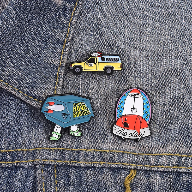 Creative Cartoon Car Rocket Shaped Brooch Personalized Fun Bag Clothing Accessories Metal Baking Paint Badge Pins Badges Metal