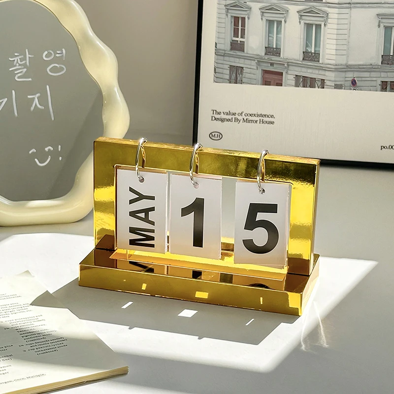 Ins Moderner, exquisiter Schlafzimmer-Flip-Kalender, Tischkalender, Büro, fortschrittliche Desktop-Dekoration für Freunde, Gedenkgeschenk