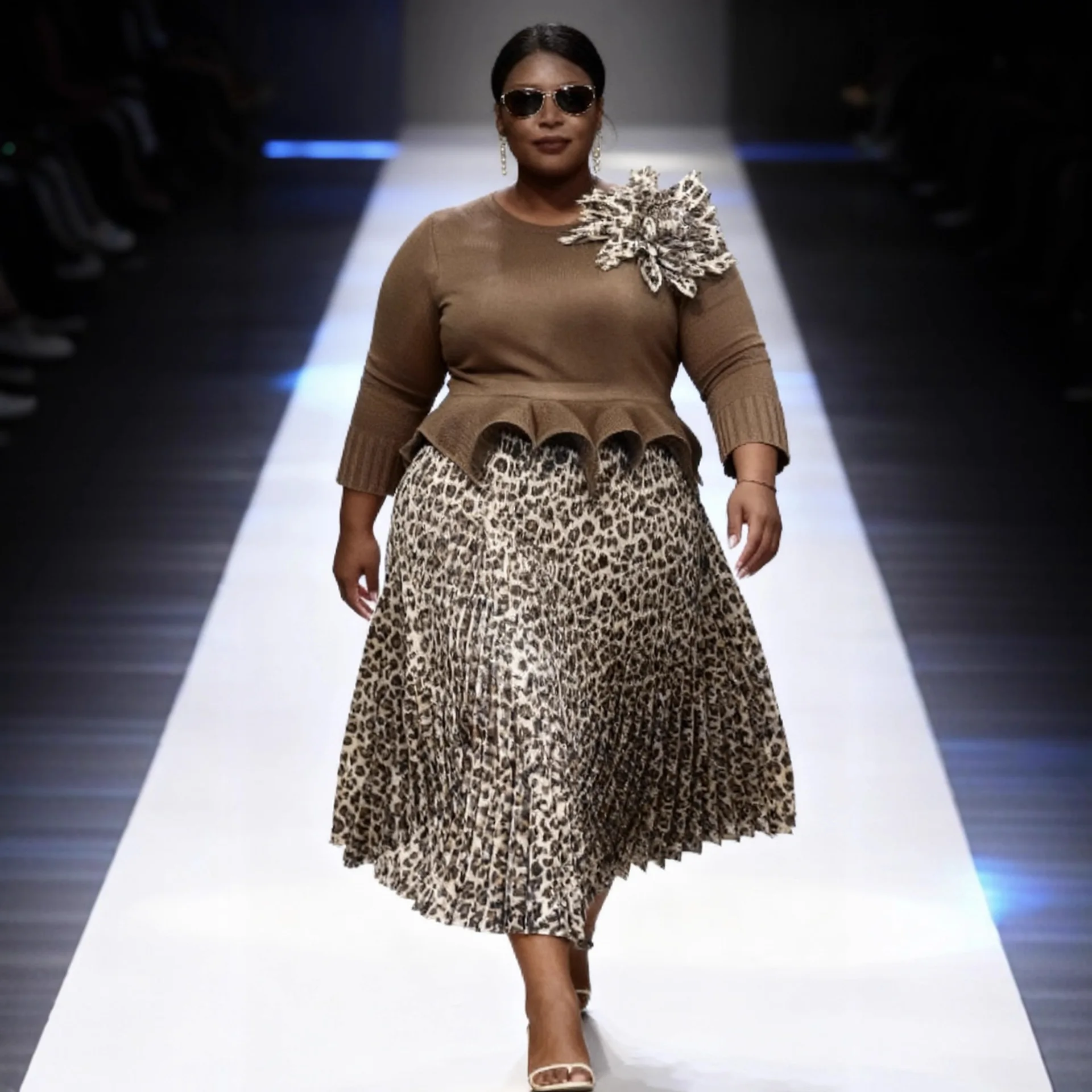 

Miyake плиссированный женский топ с длинными рукавами и леопардовым принтом, эластичная плиссированная полуюбка с эластичной резинкой на талии, одежда больших размеров для выпускного вечера