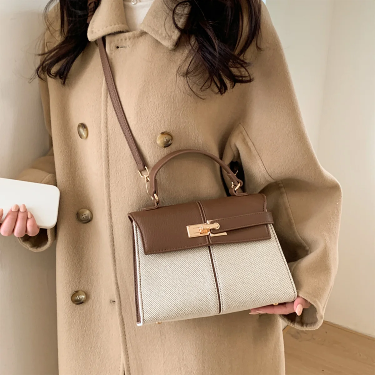 

Женская модная сумка через плечо в стиле ретро, шикарная золотая фурнитура с акцентом, магнитная защелка, регулируемый ремень, сумка для повседневных покупок