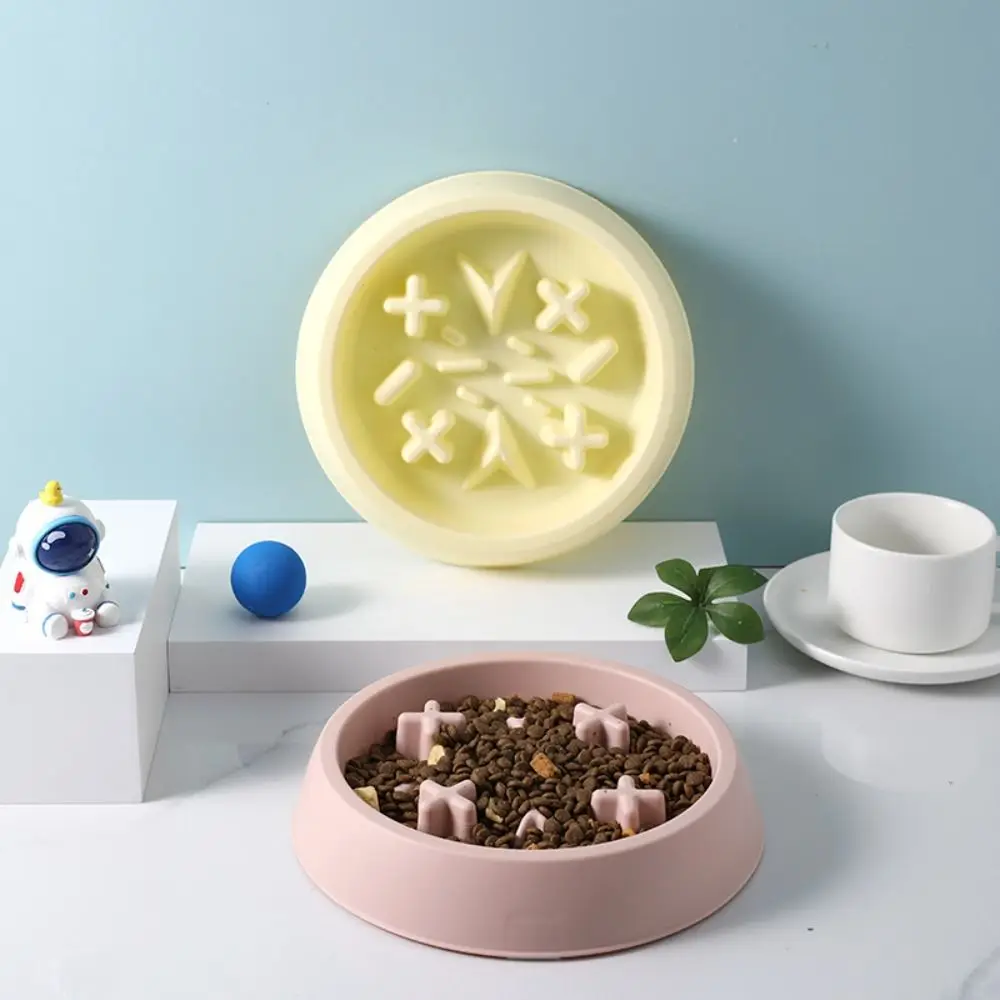 Çok kullanımlı plastik kedi yavaş yiyecek kasesi Anti boğulma taşınabilir Pet besleme havzası yuvarlak Anti devrilme köpek besleyici su