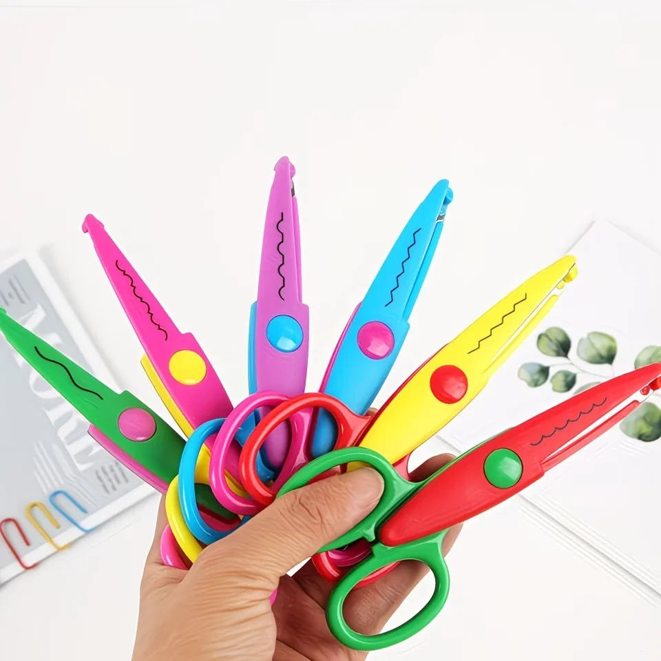 Student DIY Color Album Decorative Lace Scissors Comfortable Hand Scissors Paper Cuttings Scissors Art Safety Scissors New