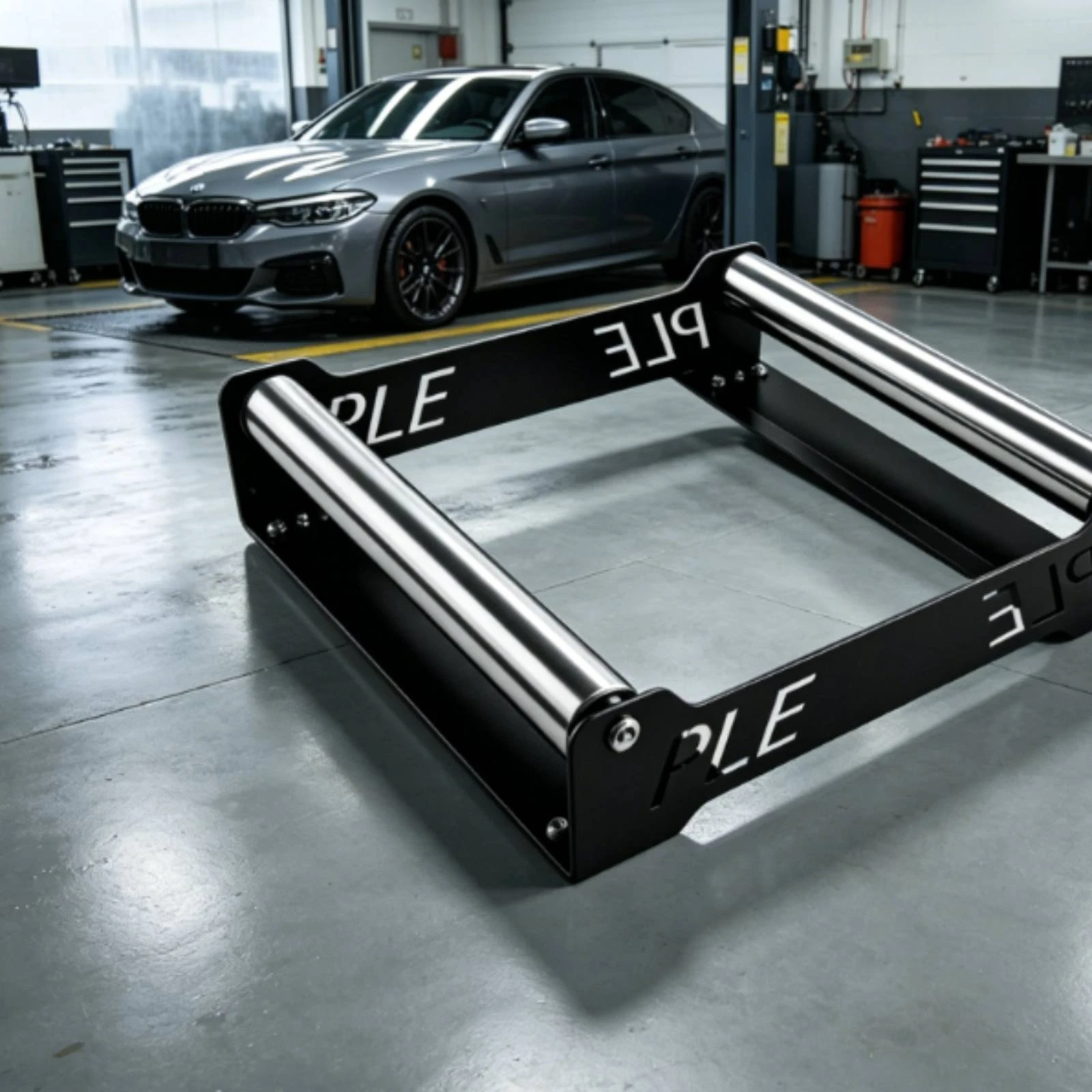 360° Rotating Tire Stand Shiny Rollers Wheel Cleaning Rack Tire Display Rack High Load Capacity