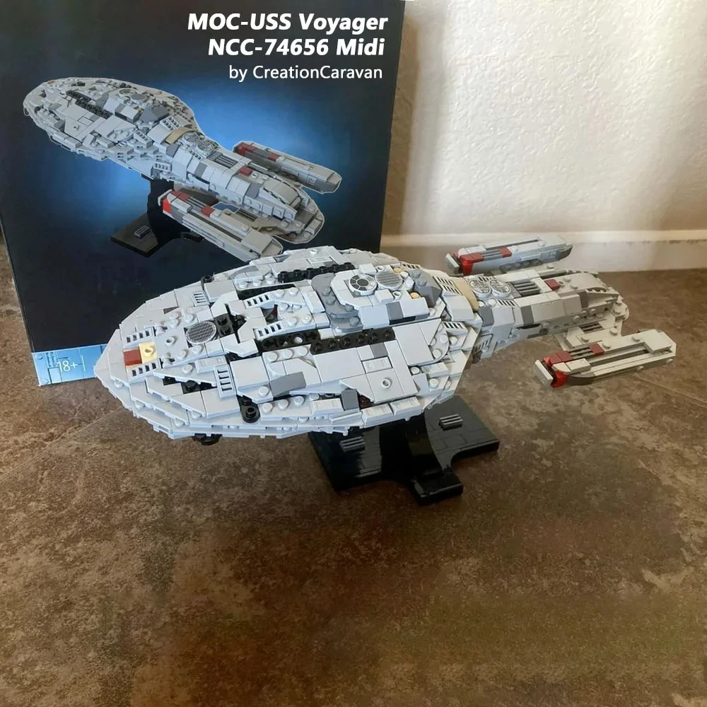 742 Piezas NUEVAS de Bloques de Construcción a Escala Media USS Voyager NCC-74656, Modelo de Nave Espacial de Star Trek, Juego de Ladrillos, Juguetes, Regalos