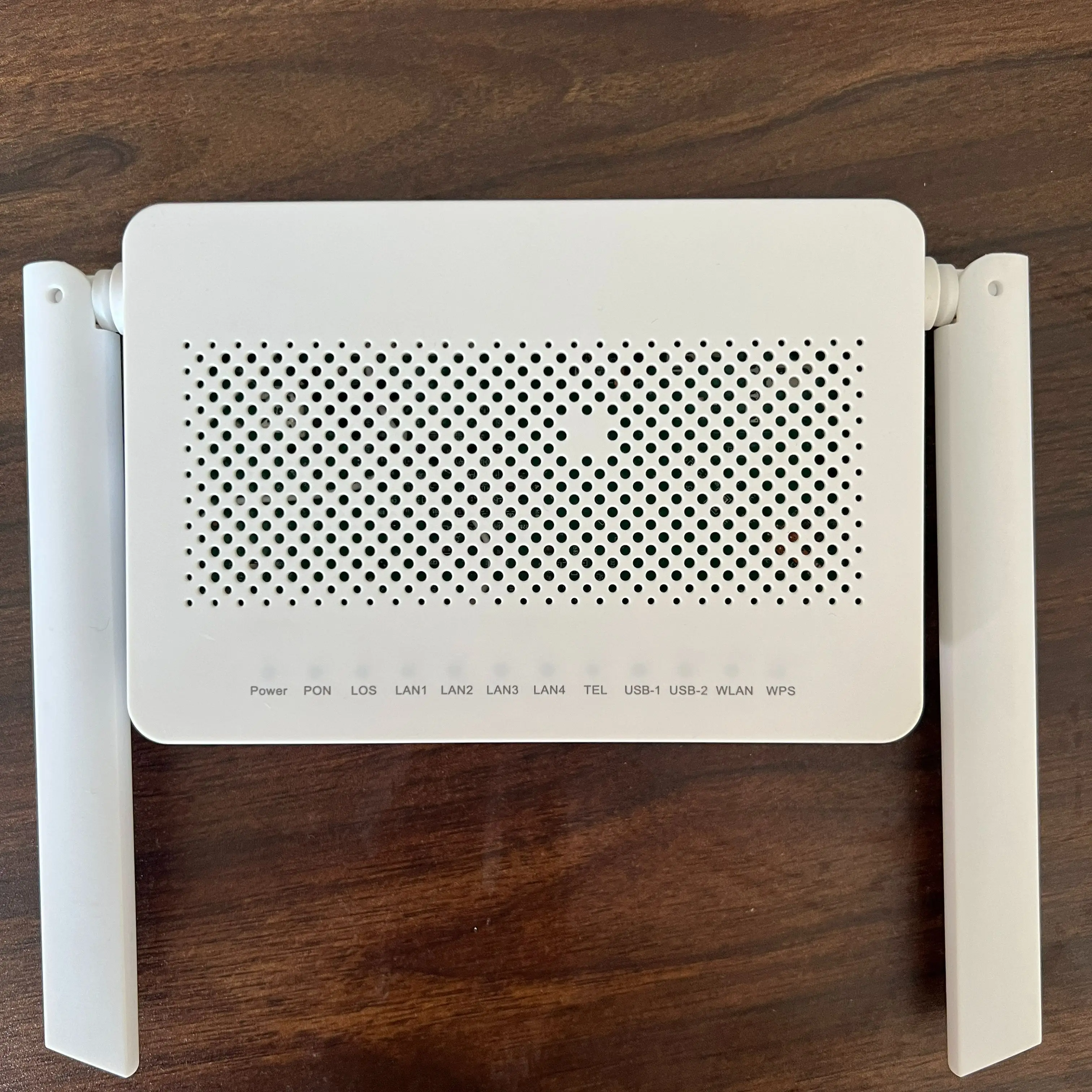 

GPON ONU HS8546v5 4GE + 1POT 2,4G & 5G Wifi модем аналогичная модель HS8546V EG8546V5