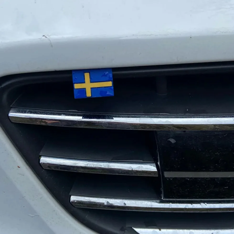 5pcs Car Door Front Grille Sweden Swedish Flag Emblem Stickers Car  Badge Sticker Decor Accessories for VOLVO XC40 XC60 XC90