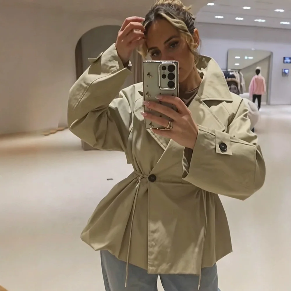 2026 women's summer new French European and American high-end casual adjustable waist short trench coat