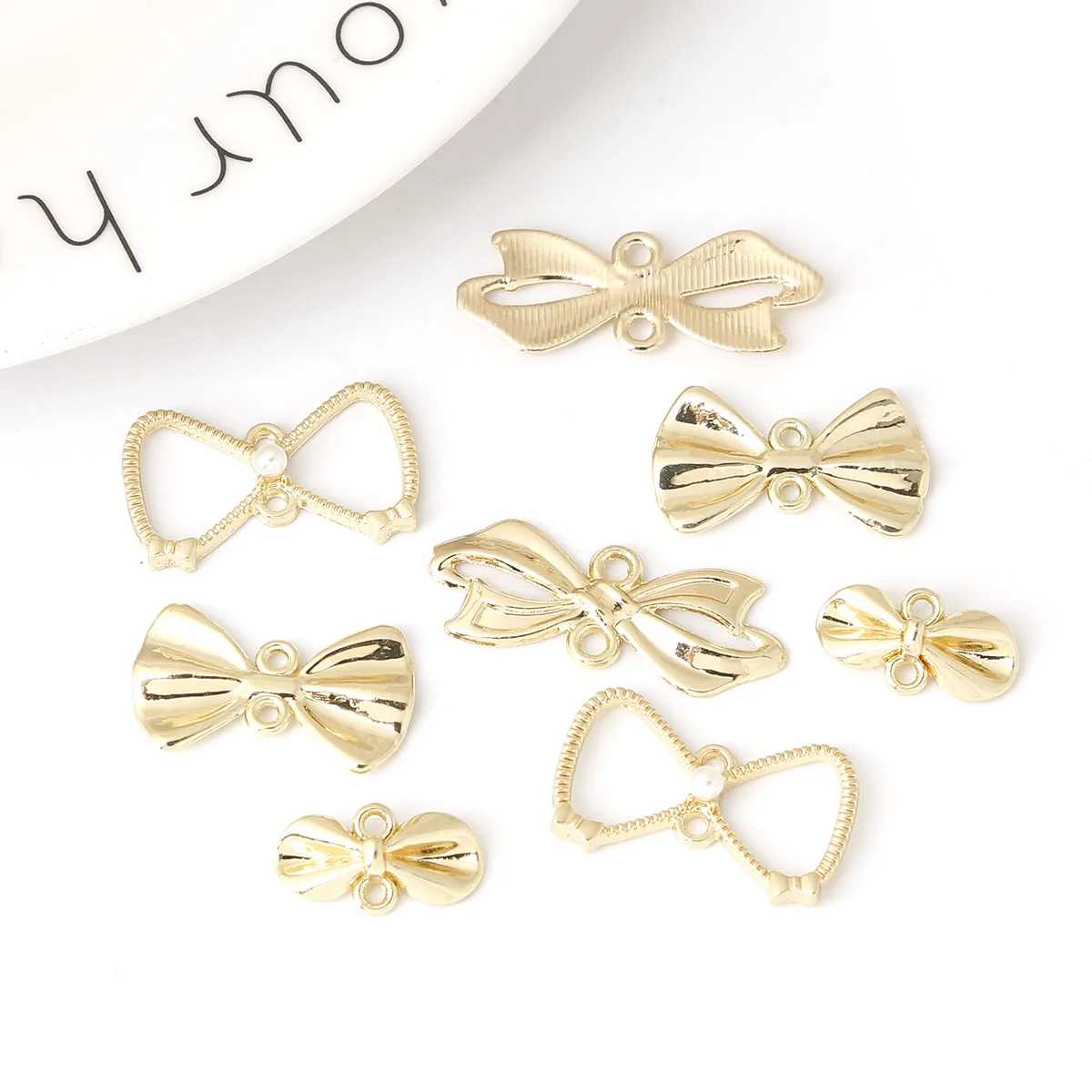 

10pcs Bows Beads Alloy Pendants Gold Color Stud Earrings Charms Connector for Diy Jewelry Making Necklace Pendant Accessories