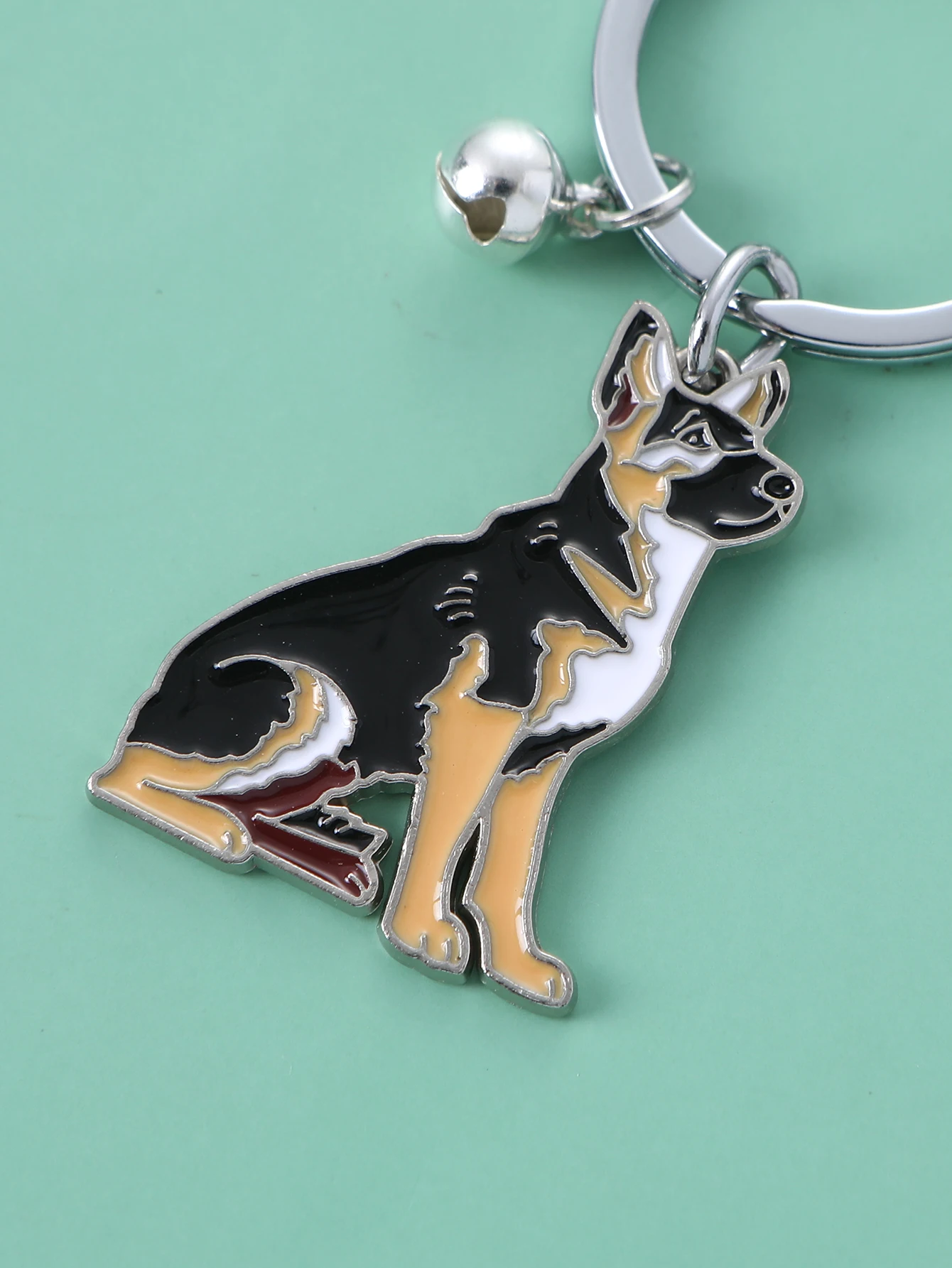 Fashion Pet  German shepherd dog Keychain Dog Pendant  Animal Bell Enamel Keyring Women Bag Jewelry Girls gifts