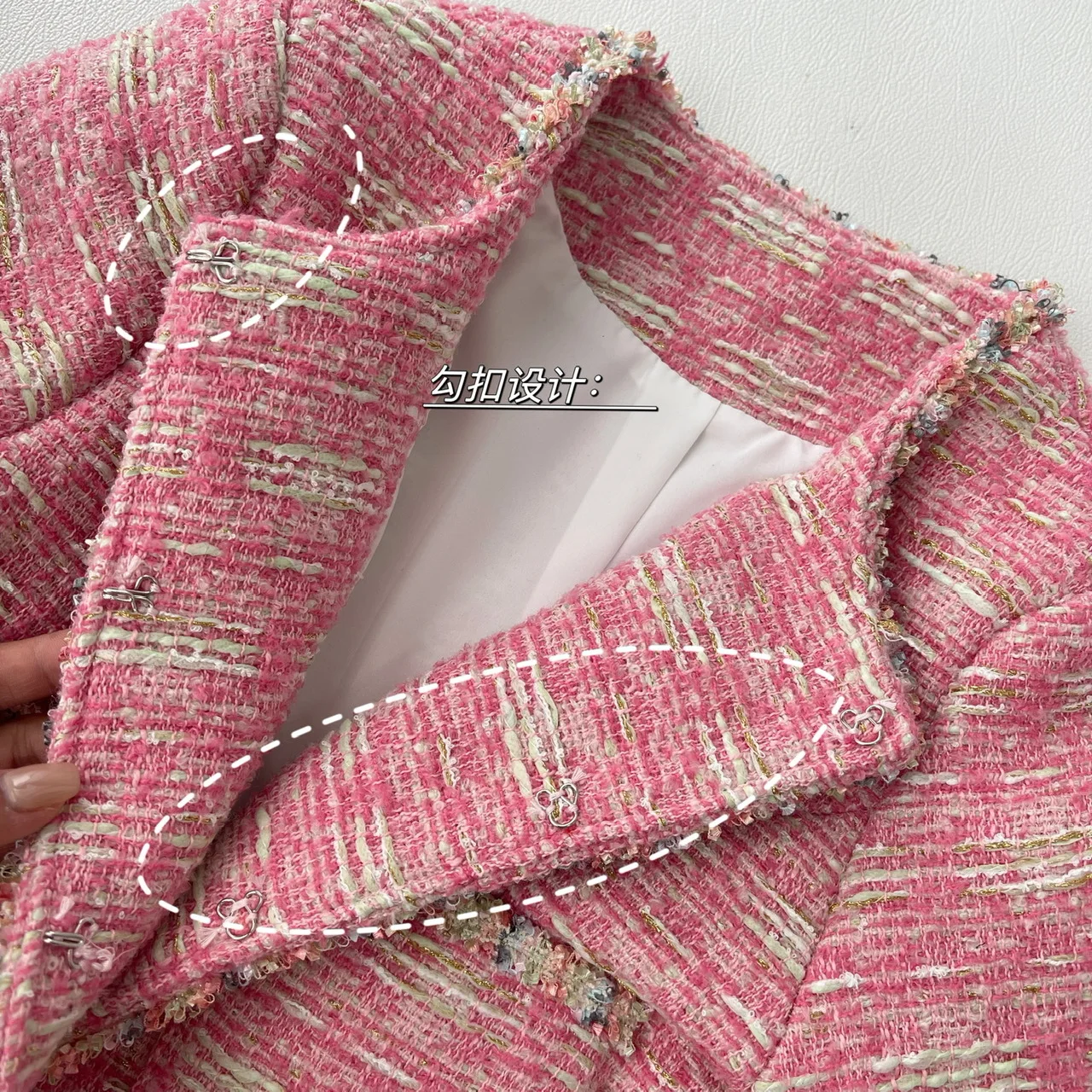 Small Fragrant Pink Stripe Woven Thick Tweed Short Coat for Women\'s Autumn New French Elegant temperament Long sleeved Jackets