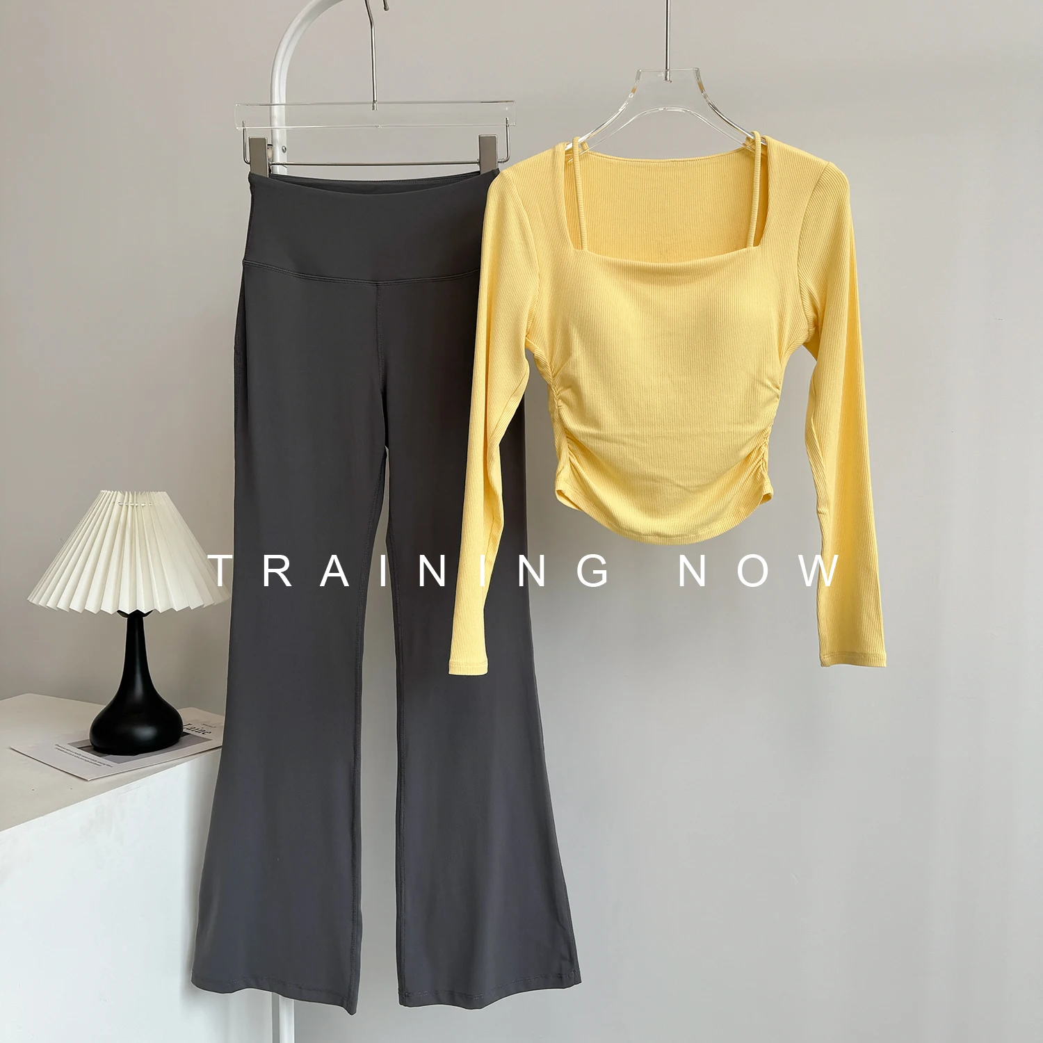 

Тренировочная одежда для пилатеса, одежда для йоги, костюм для женщин, новинка 2025, высококачественные топы для йоги, красивая одежда для фитнеса на осень и