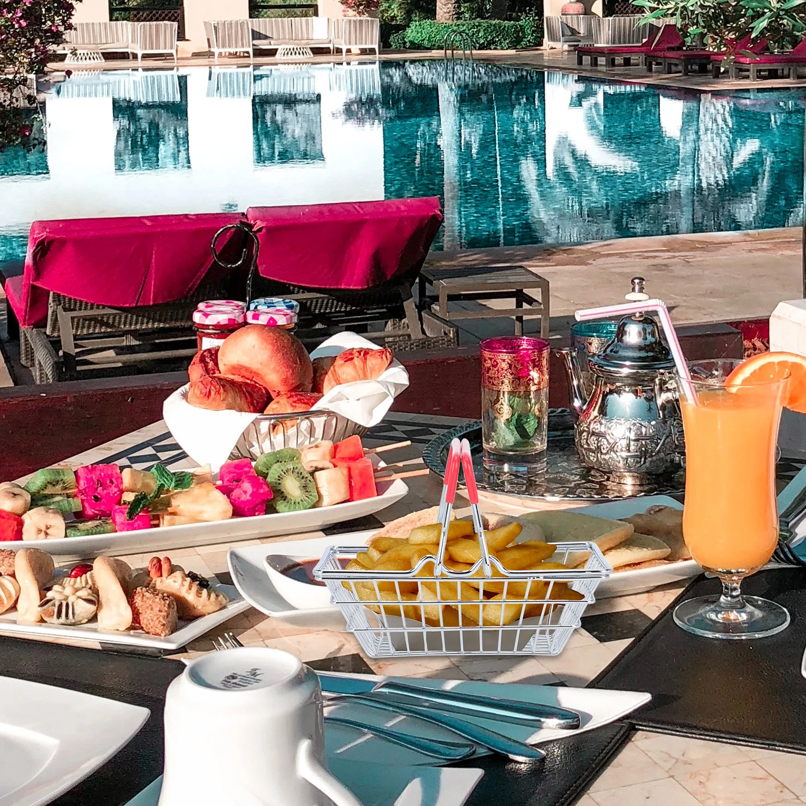 

2pcs Iron Shopping Basket Kitchen Tool Food Baskets Snack Holder Mesh Design Safe Dishwasher Home Restaurant Fryer