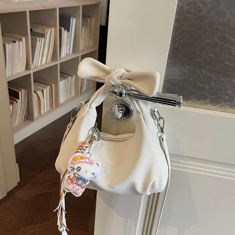 

2026 New Niche Textured Pleated Handbag for Women, Simple Bucket Bag, Chain Shoulder Crossbody Bag