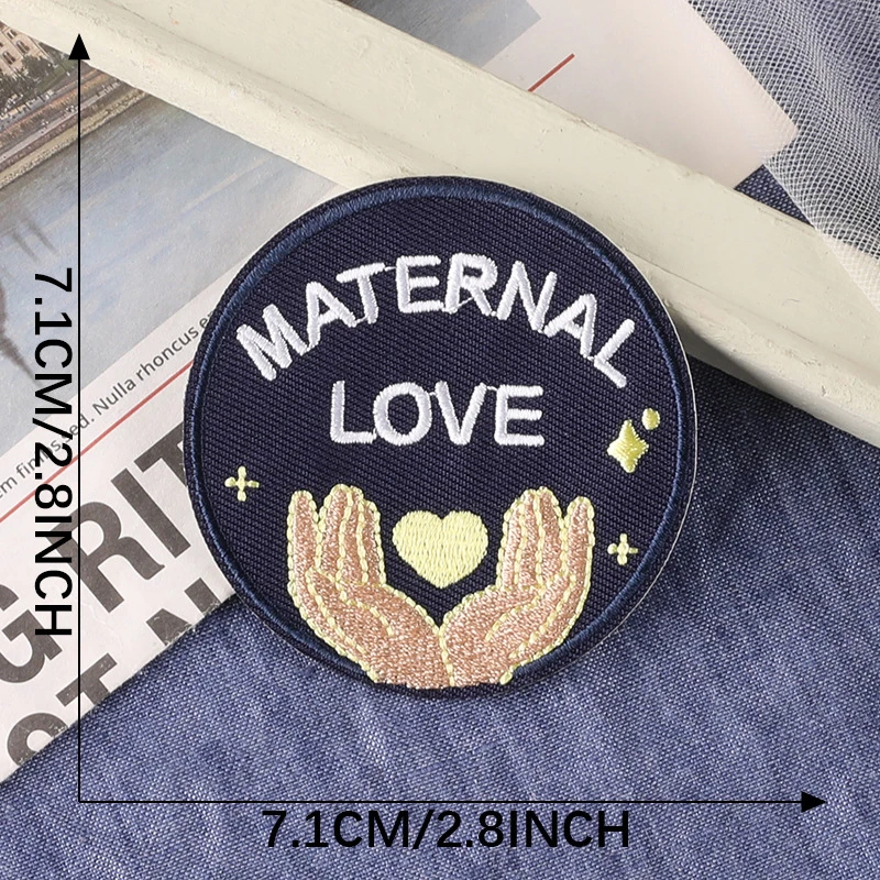 Toppe per ricamo a forma di cuore semplice ferro su I Love Hot Moms patch per abbigliamento confezione regalo per la festa della mamma fai da te