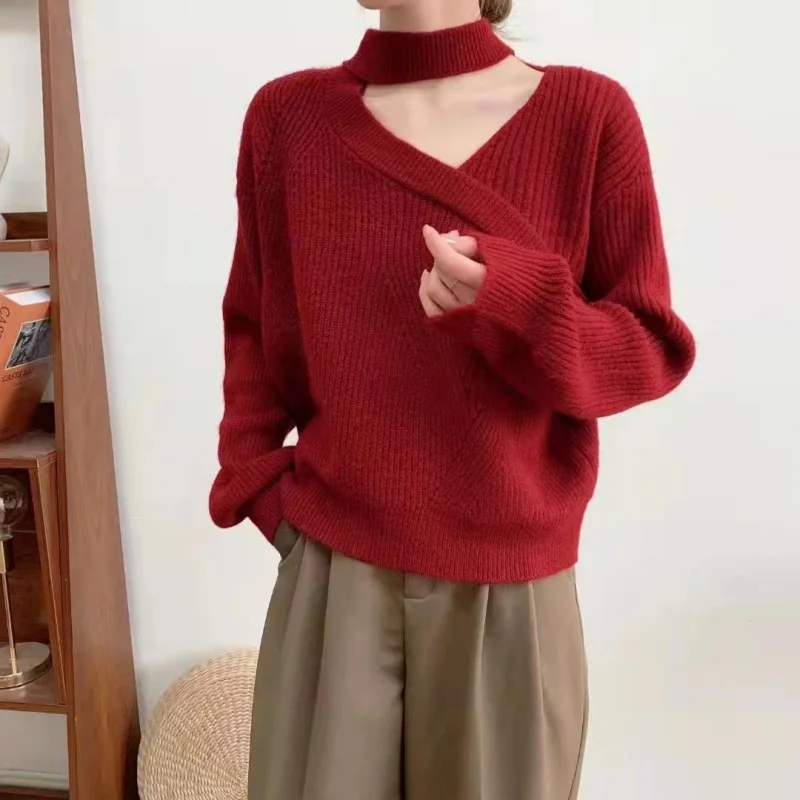 

Spring and Autumn New V-neck Halter Sweater Women's Hollow-out Short Knitted Pullover