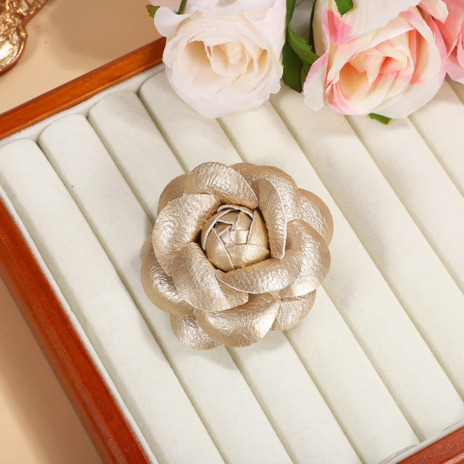 

2Pcs Floral Shoe Clips Rose Design Elegant Shoe Accessories for Women Flats Heels Sandals Boots Charming Footwear Clip